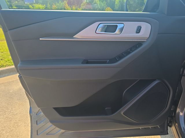 New 2027 Gray Ford 4DR RWD ACTIVE image 29