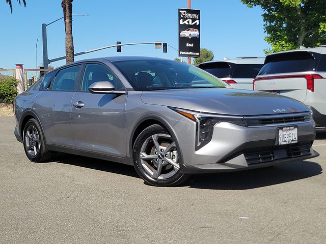 2025 Kia K4 LXS FWD