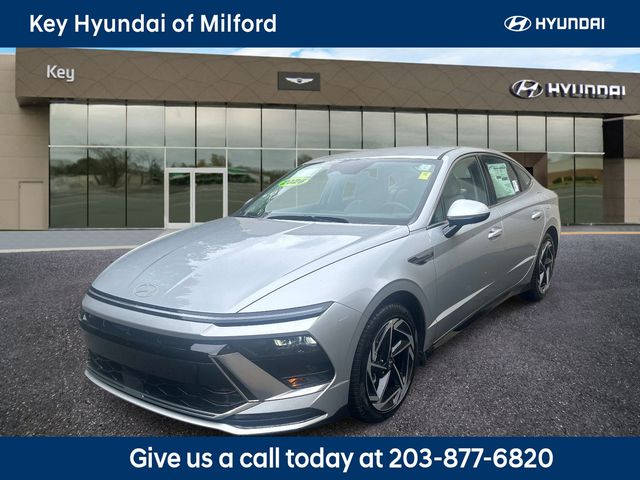 Aero Silver 2026 Hyundai Sonata Sedan Front-Wheel Drive 8-Speed Automatic