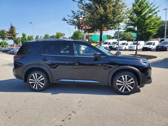 Used 2025 Nissan Pathfinder SUV