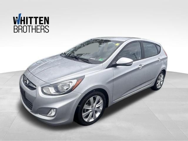 Ironman Silver Metallic 2013 Hyundai Accent Hatchback Front-Wheel Drive 6-Speed Automatic Overdrive