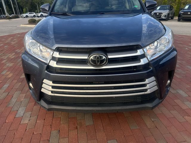 Used 2017 Toyota Highlander SUV