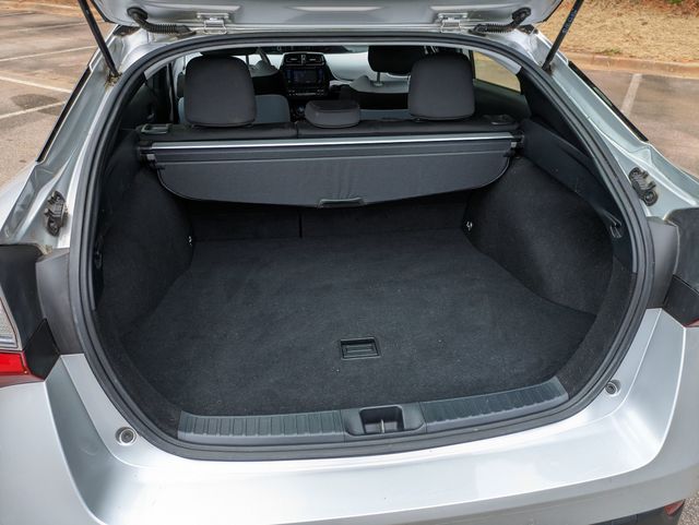 2019 Toyota Prius LE AWD-e photo