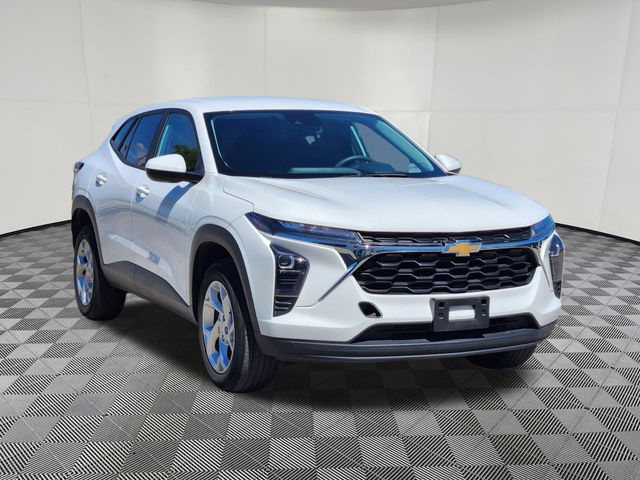 Used 2024 Chevrolet Trax SUV