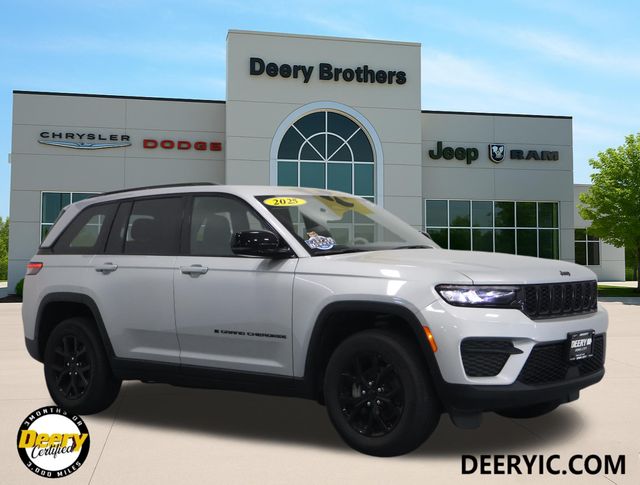 Silver Zynith 2025 Jeep Grand Cherokee SUV / Crossover Four-Wheel Drive 8-Speed Automatic