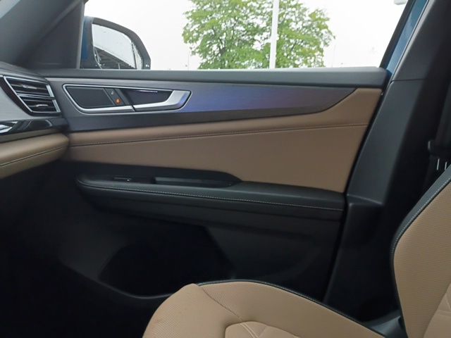 Used 2025 Volkswagen Atlas Cross Sport SUV