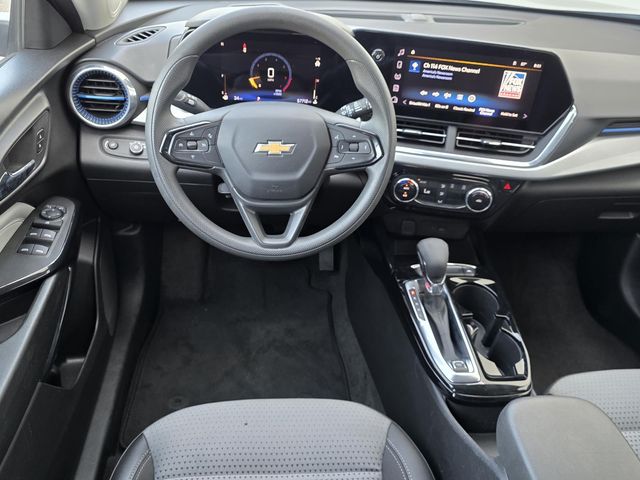 Used 2024 Chevrolet Trax SUV