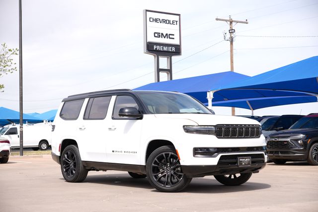 Bright White Clearcoat 2024 Jeep Grand Wagoneer Series III 4WD SUV / Crossover Four-Wheel Drive 8-Speed Automatic