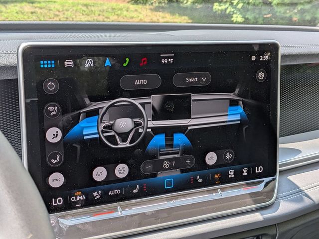 2025 Volkswagen Tiguan SE - Photo 23