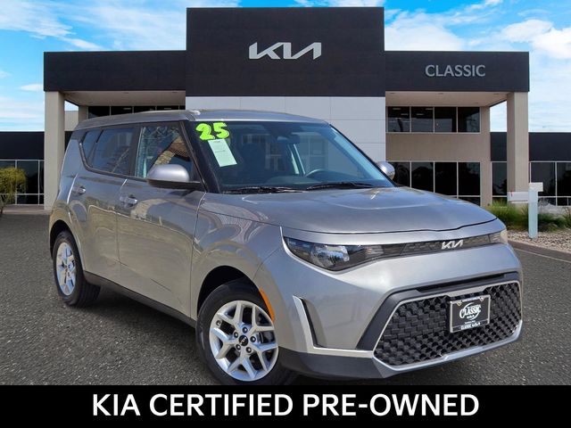Gray 2025 Kia Soul SUV / Crossover Front-Wheel Drive Continuously Variable Transmission