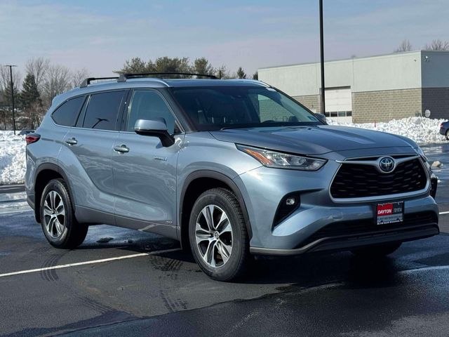 2020 Toyota Highlander Hybrid XLE AWD