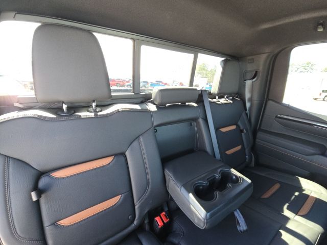 2025 GMC Sierra 1500 AT4:168537A