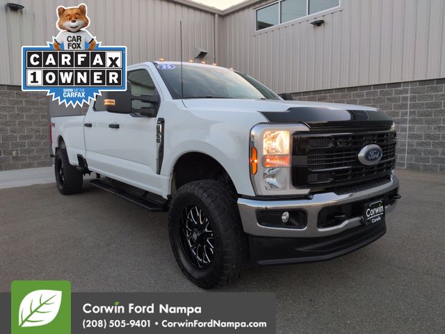 2025 Ford F-350 Super Duty XLT Crew Cab 4WD