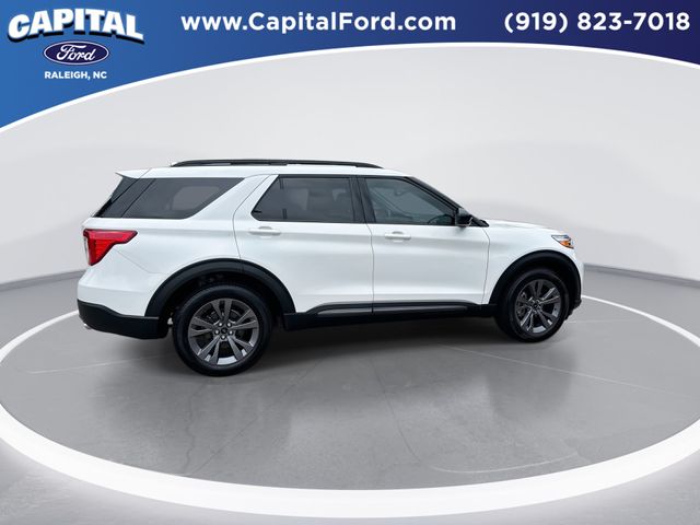 Used 2023 White Ford XLT image 9