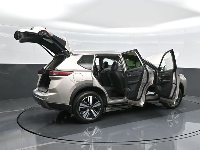 2024 Nissan Rogue SL 44