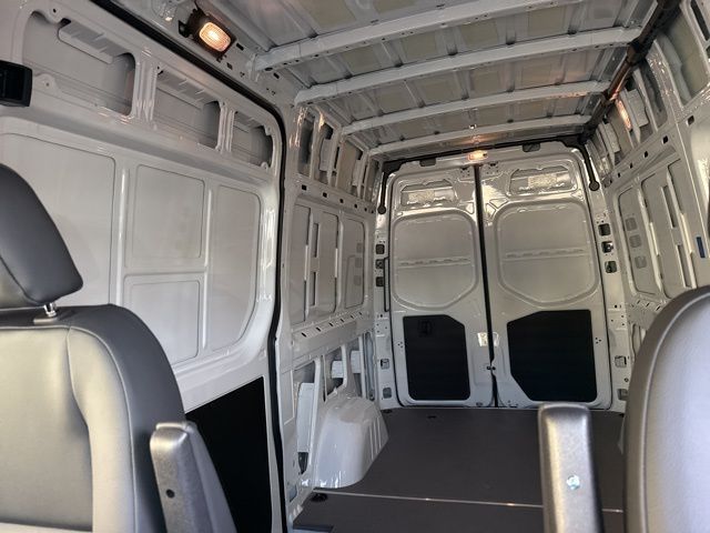 2025 Mercedes-Benz Sprinter 2500 Cargo 144 WB photo