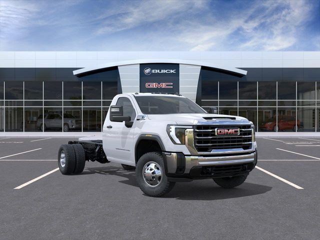 2026 GMC Sierra 3500HD Pro Regular Cab LB 4WD Pickup Truck Four-Wheel Drive Automatic
