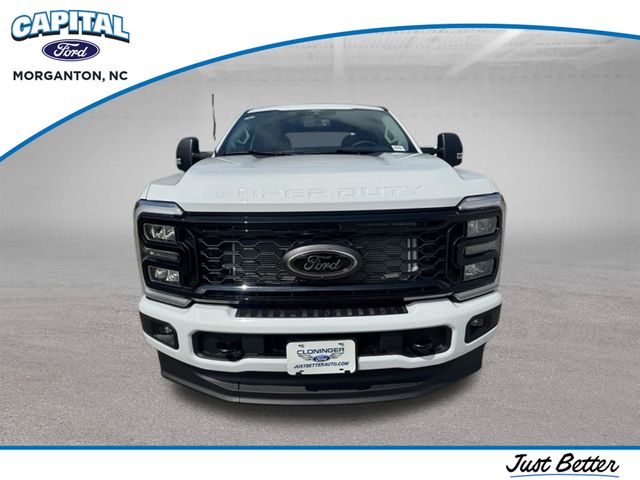 New 2026 White Ford XLT image 2