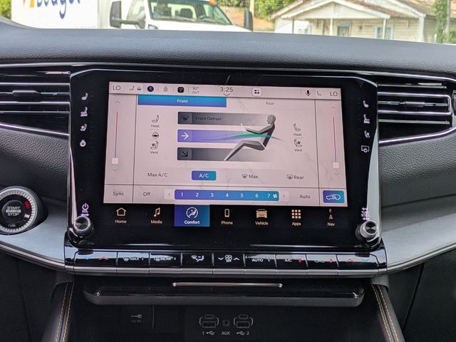 2026 Jeep Grand Wagoneer 4x4