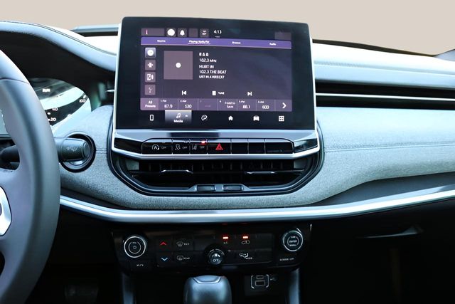 Used Car 2024 Jeep Compass  Latitude For Sale Under $25,000 In Austin, Texas