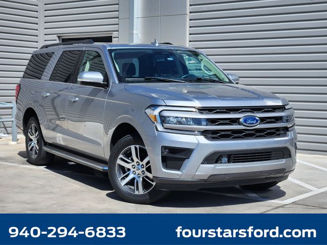 Silver Metallic 2022 Ford Expedition SUV / Crossover 4X2 Automatic