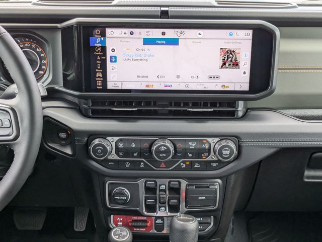 2026 Jeep Gladiator Mojave X