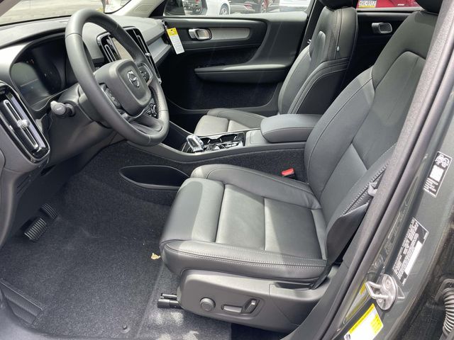 New 2026  Volvo B5 Core image 14