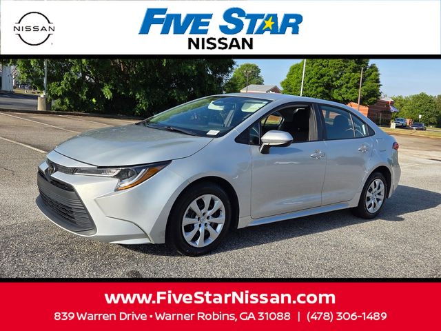 Used 2023 Silver Toyota LE image 3