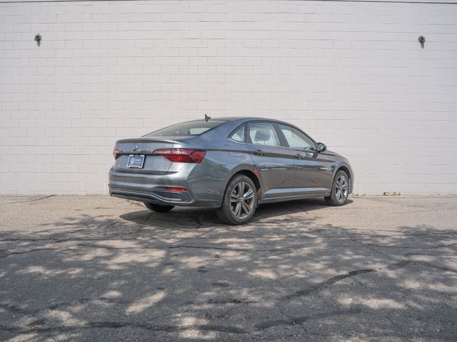 Certified Used 2024  Volkswagen 1.5T SE image 7