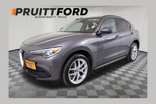 Vesuvio Gray Metallic 2019 Alfa Romeo Stelvio SUV / Crossover Rear-Wheel Drive 8-Speed Automatic