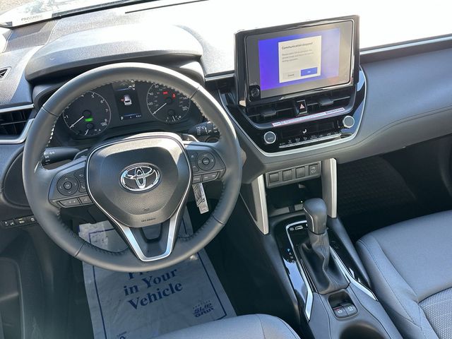 2025 Toyota Corolla Cross Hybrid SE 13