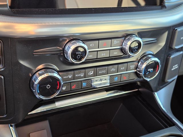 New 2026 Ford F-150 SuperCrew 5.5' Box Lariat