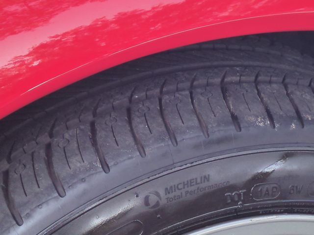 Used 2001 Red Chevrolet Z06 image 11