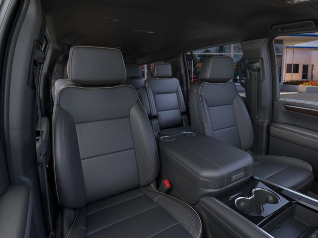 2025 Chevrolet Suburban Premier photo