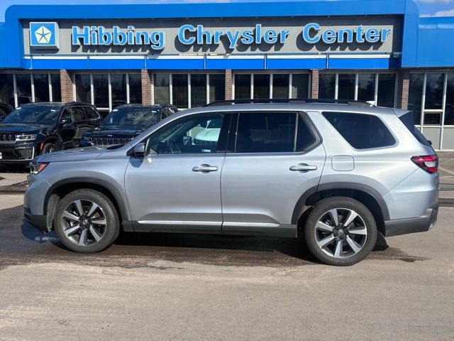 Silver 2025 Honda Pilot Touring AWD SUV / Crossover All-Wheel Drive Automatic