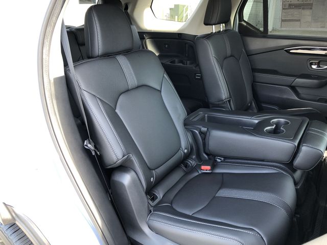new 2026 Honda Pilot car, priced at $45,742