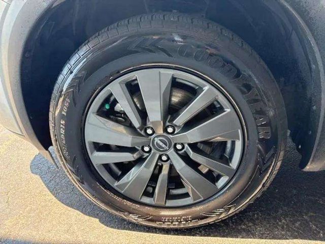NissanPathfinder16