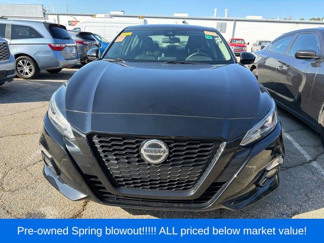 Used 2022 Black Nissan 2.5 SR image 2