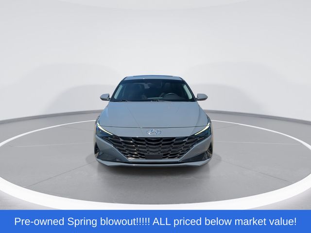 Used 2023 Electric Shadow Hyundai Limited image 3