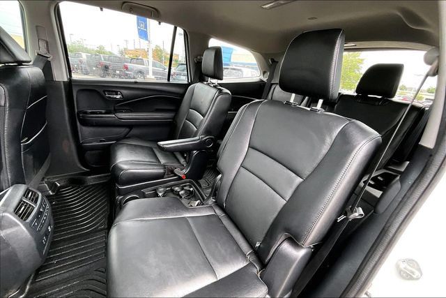 Used 2022 Honda Pilot Touring 4D Sport Utility