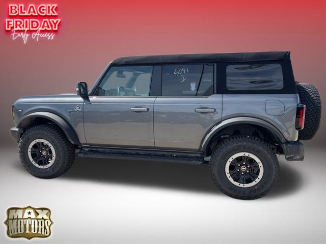 2024 Ford Bronco Outer Banks 8