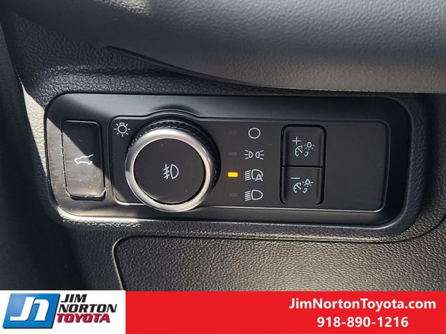 Used 2025 Ford Explorer SUV