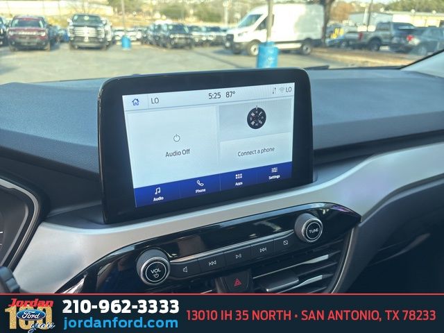 Used Car 2022 Ford Escape  Se For Sale Under $20,000 In San Antonio, Texas