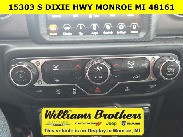 2023 Jeep Gladiator Sport - Bright White Clearcoat exterior view 19