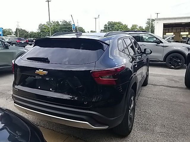 Used 2025 Chevrolet Trax SUV
