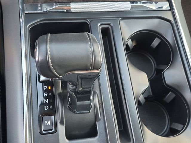 Used 2022 Silver Ford Lariat image 25