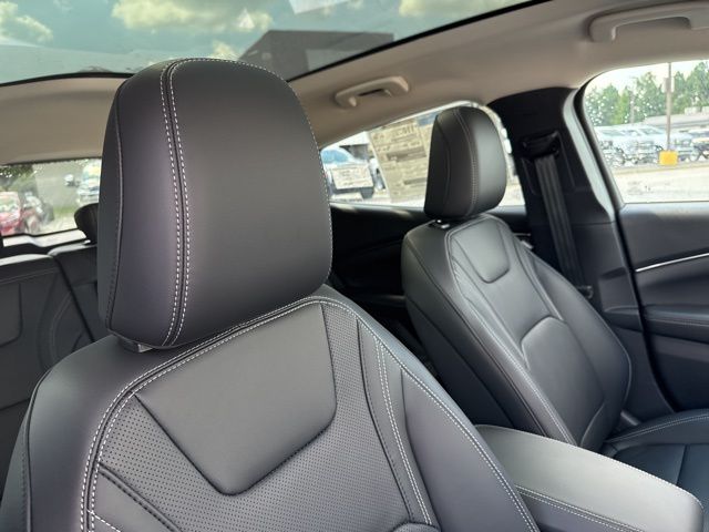 New 2025 White Ford Premium image 17