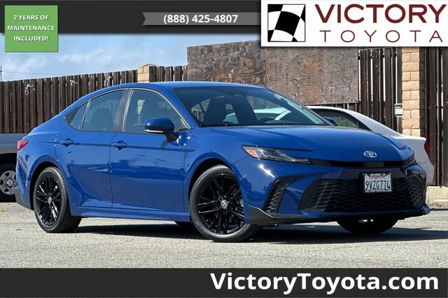 2026 Toyota Camry SE FWD