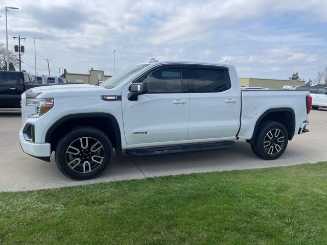 View vehicle photo 4