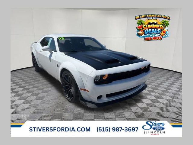 White Knuckle Clearcoat 2023 Dodge Challenger SRT Hellcat Widebody Jailbreak RWD Coupe Rear-Wheel Drive 8-Speed Automatic
